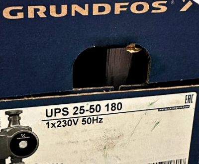 ปั๊มนํ้าร้อน UPS 25-50-180 จัดส่งให้ลูกค้าแล้วครับ