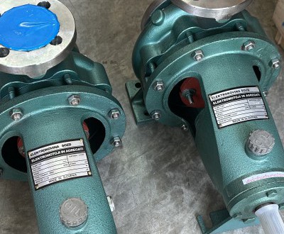 จัดส่งหัวปั๊มเพลาลอย ELEKTROKOVINA รุ่น VN32/16 สแตนเลส 316 ให้กับลูกค้าระยอง ครับ